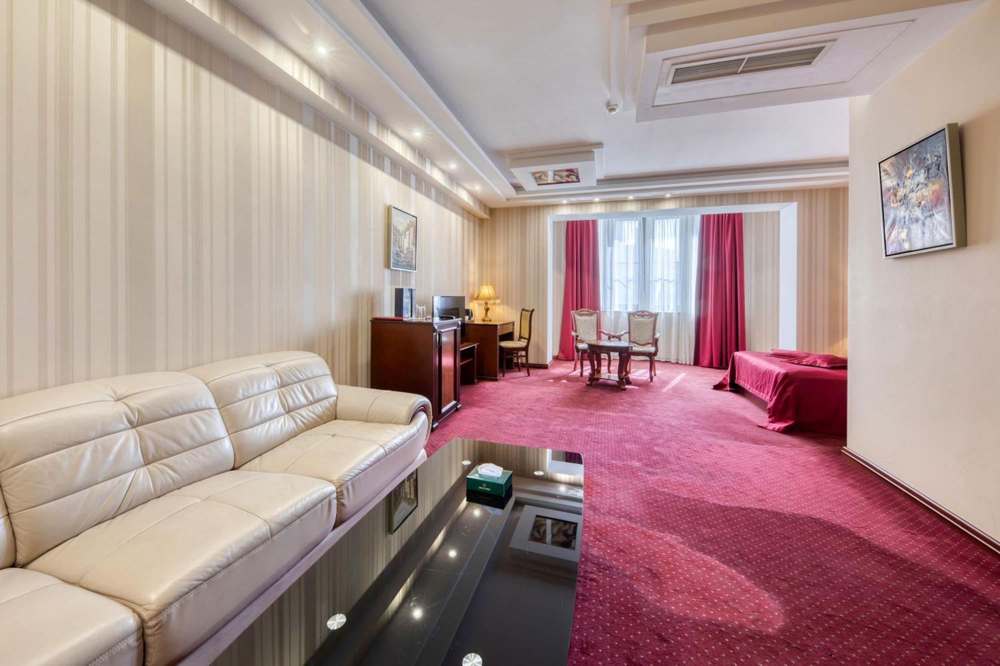 Grace Forum Hotel
